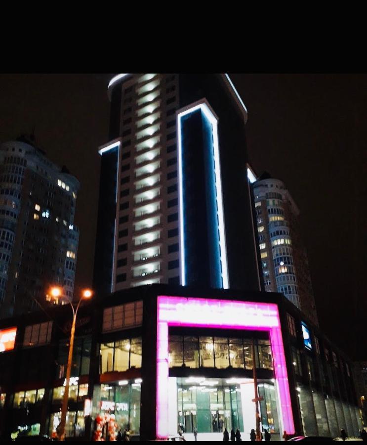 Apartment Smart Plaza Obolon' Kyjev Exteriér fotografie